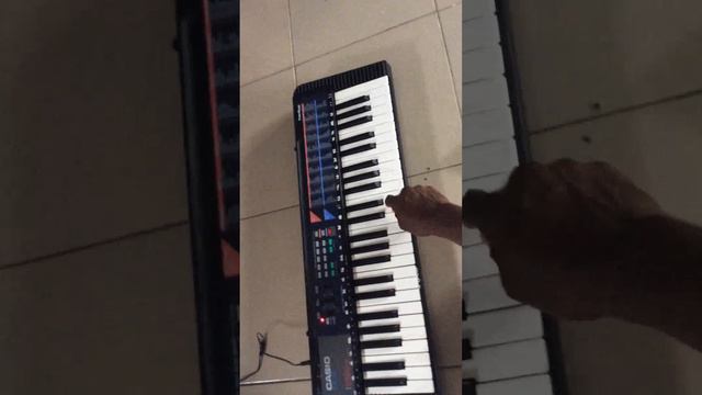 Vintage Casio CA-110 49-key ToneBank Keyboard w/ Pulse Code Modulation смотреть онлайн