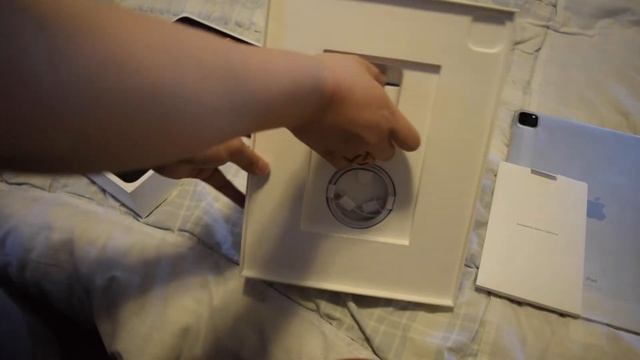 Unboxing iPad Pro 12 9 Inch M1 Chip смотреть онлайн