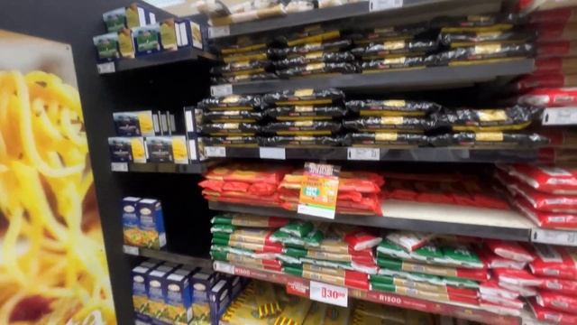 Así Es Un SUPERMERCADO En ÁFRICA! *NO ESPERABA ENCONTRAR ESTO!* -Día 7