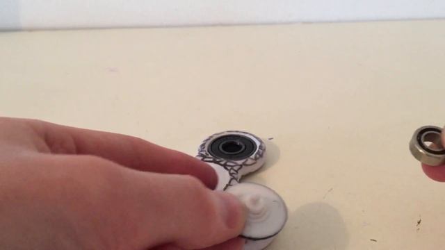 How to fix a fidget spinner that won't spin fast or at all смотреть онлайн