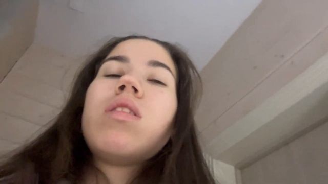 Вызываю пиковую даму в новом месте. Не дорисовала одну ступеньку или она стерлась??. смотреть онлайн