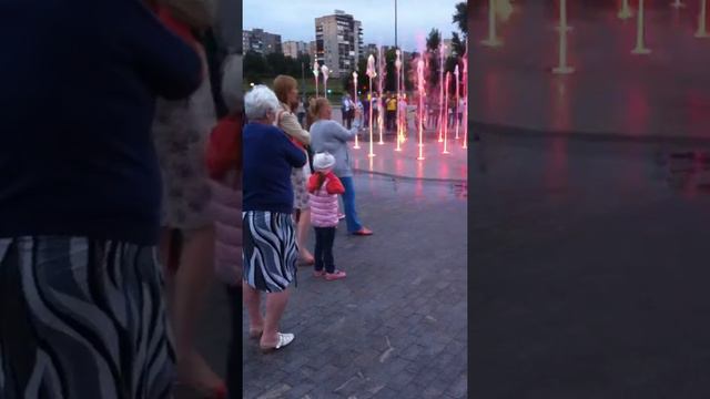 Музыкальный фонтан в Перми смотреть онлайн