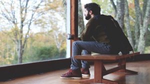 Что означает, когда женщина смотрит на вас?