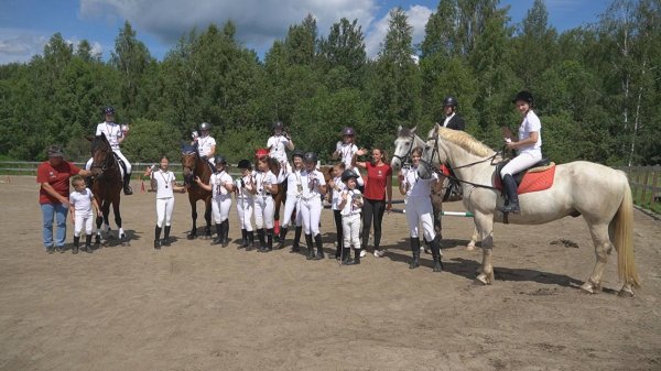В конном клубе "Red horse" каждый найдет свое призвание