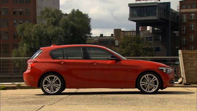 2012 BMW 118i Sport Line Exterior смотреть онлайн