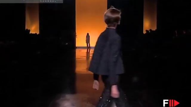 VALENTINO Full Show Spring Summer 2002 Haute Couture Paris by Fashion Channel смотреть онлайн