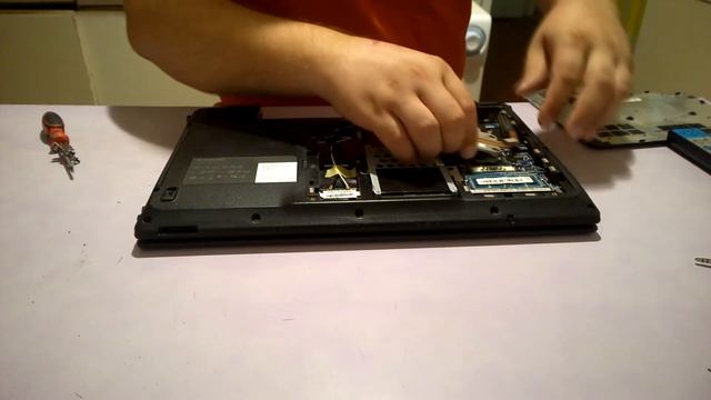Lenovo G560 - замена процессора на core i5 смотреть онлайн