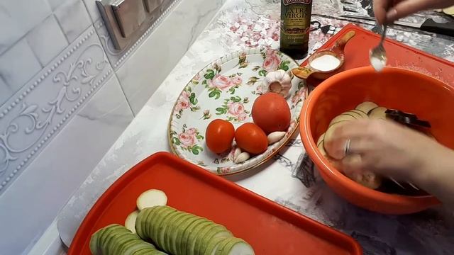 Индейка с фруктами и овощи.В духовке. смотреть онлайн