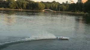 Радиоуправляемый катер Kyosho Twin Storm 800/Rc boat Kyosho Twin Storm 800