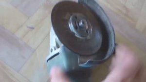 Как ровно без сколов отпилить фанеру болгаркой диском по металу