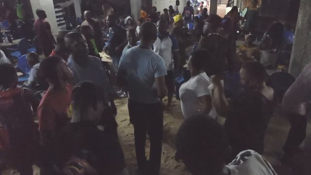 Armel Yapi & Akyékoi Orchestra - Eulalie смотреть онлайн