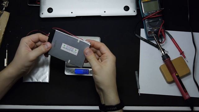 Jumper EZbook 3 pro - Замена батареи полный гайд. смотреть онлайн