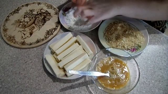 Сырные палочки во фритюре. Вкусные сырные "пальчики" в панировке смотреть онлайн