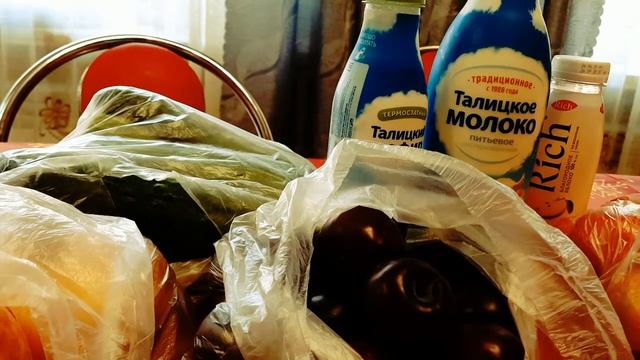 Конфеты, слива, колбаса. смотреть онлайн