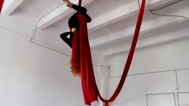 ArtArea Project: Воздушная гимнастика на полотнах Обрыв смотреть онлайн