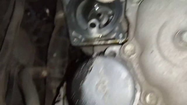 как заменить фильтр тонкой очистки на вариаторе из-под крыла,аутлендер #автосервис #ключна17 смотреть онлайн