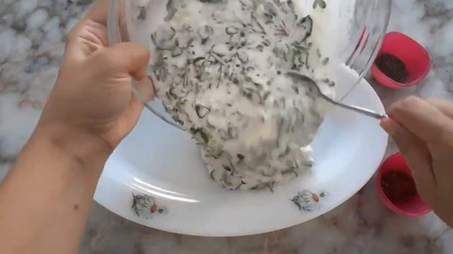 Semizotu salatası. Салат из Портулака. смотреть онлайн