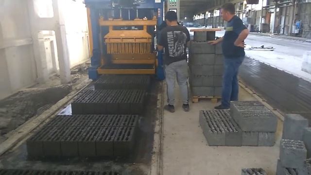 Оренбург - производство блоков на линии безопалубочного формования смотреть онлайн