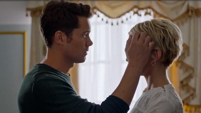 A Christmas for the Books (2018) Trailer смотреть онлайн
