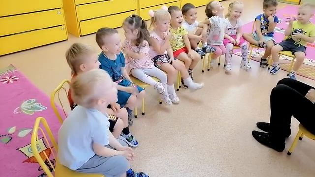 Вырастай-ка на Сиреневой (старшая группа) смотреть онлайн