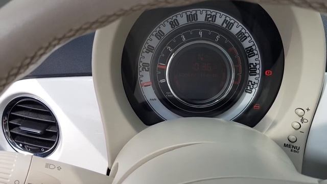 Fiat 500 1.2 8V Lounge Dualogic Automata смотреть онлайн