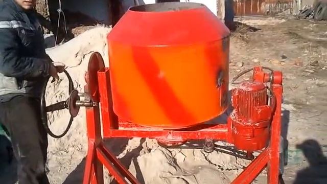 Самодельная бетономешалка! смотреть онлайн