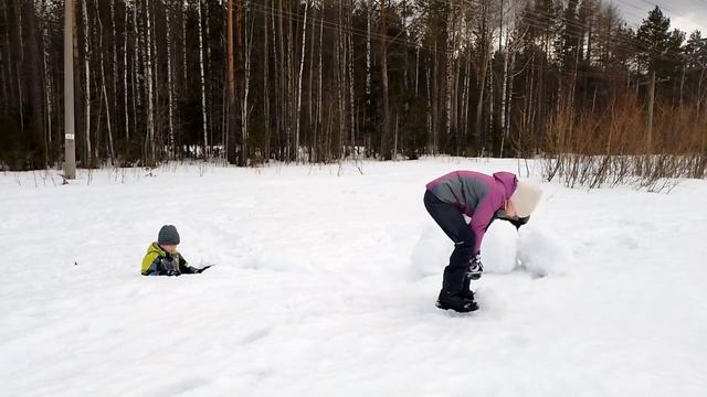 Строим снежную крепость на ,,Пиратской горе,, ! смотреть онлайн