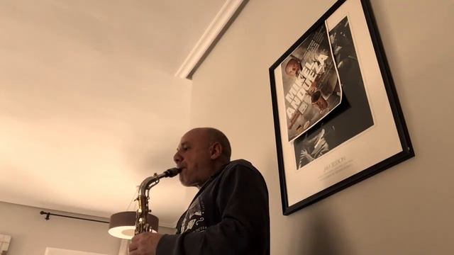 King Super 20 vs Selmer Mark VI. Mikel Andueza Test смотреть онлайн