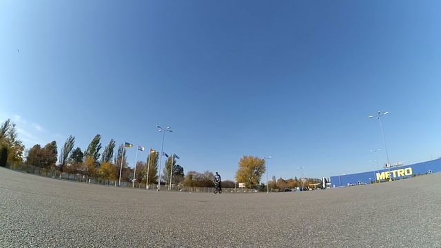 БАЗОВЫЕ ТРЮКИ НА BMX /ТОП 5 ТРЮКОВ/ МОЙ ПЕРВЫЙ РАЗ! смотреть онлайн
