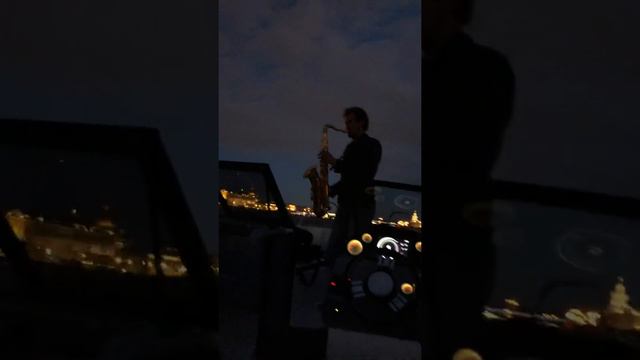 Саксофон на Неве смотреть онлайн