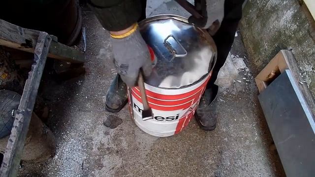 Доработка своими руками бочек из под лака для дачных нужд Хозяин в доме смотреть онлайн