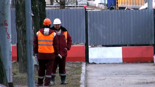 Строительство метро под стенами Введенского кладбища смотреть онлайн