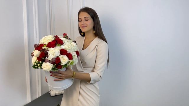 Купить букет в шляпной коробке #1 на FlowBeri Ru