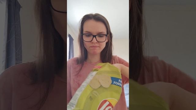 чипсы lay's со вкусом корнишоны огурчик(малосольные огурчики) смотреть онлайн