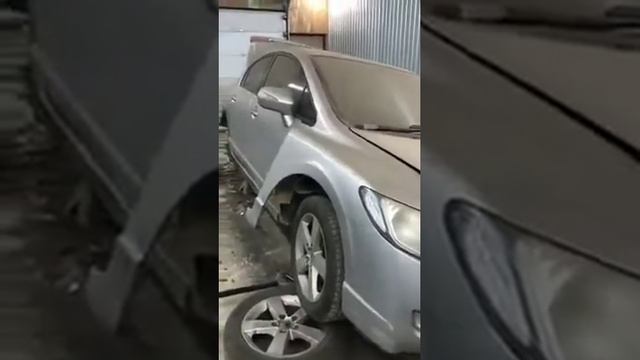 Honda civic Поступила к нам на ремонт смотреть онлайн