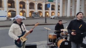 Уличные музыканты из группы Айдахо, премьера Новой песни, Айдахо - "Новая", и тут Майкл появился!)