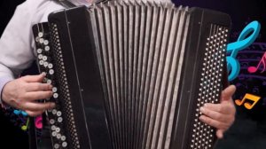 096 Стою на полустаночке. Игра на баяне. Любимые мелодии..mp4