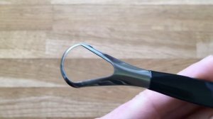 Скребок для чистки языка