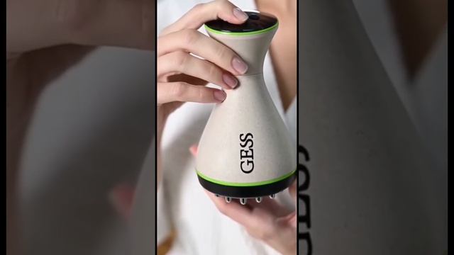 Антицеллюлитный массаж бедер дома с массажёром Gess и маслом ARAVIA Professional смотреть онлайн