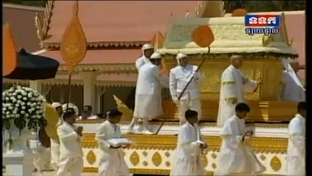 01.02.2013-Activities sending The Death of King Father Norodom Sihanouk to crematorium смотреть онлайн