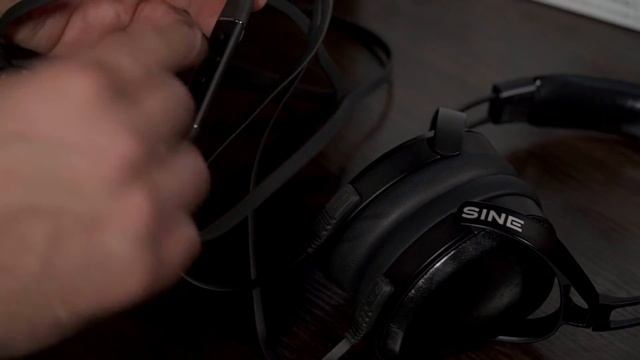 Audeze Sine (Lightning cable) — обзор наушников с разъемом Lightning смотреть онлайн