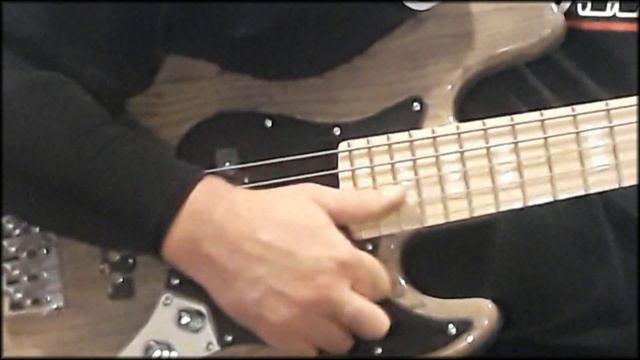 Bassmods Cali K5 sound bite Delano Pickups and Mike Pope preamp смотреть онлайн