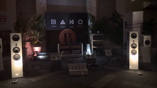 Kroma Atelier Stella Xtreme @ Boyer Audio Room UK Audioshow Deluxe смотреть онлайн