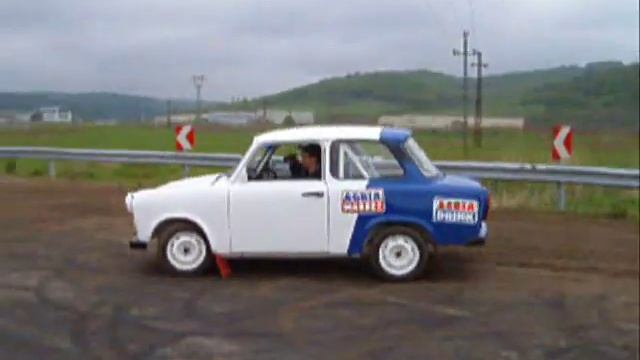 Trabant 1300 rear wheel drift (powered by Lada) смотреть онлайн