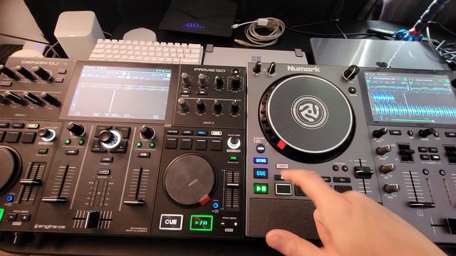 Numark Mixstream Pro Go vs Denon DJ Prime Go смотреть онлайн