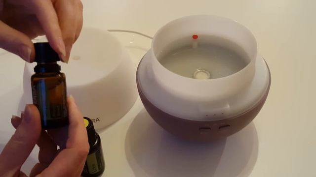 How to use a diffuser for your Essential Oils смотреть онлайн