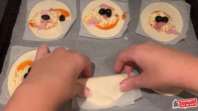 CALZONE ( PIZZA ) CASERO CON JAMON YORK Y QUESO!! SUPER FACILES смотреть онлайн