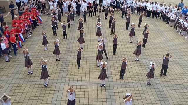 флешмоб "Лето"! "Последний звонок -2023". Геленджик. смотреть онлайн