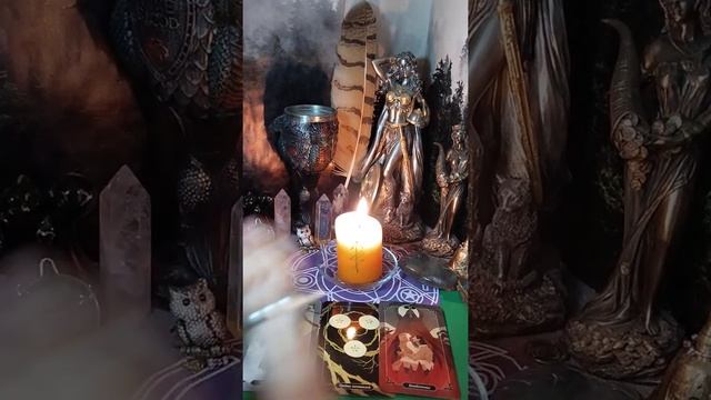 Расклад Таро :"Ваша Тень". смотреть онлайн