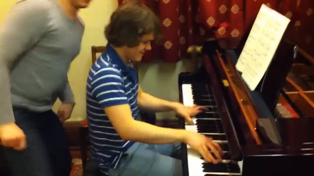 Benjamin Grosvenor plays Horowitz Stars and Stripes; strategic disruptions by David Gray смотреть онлайн